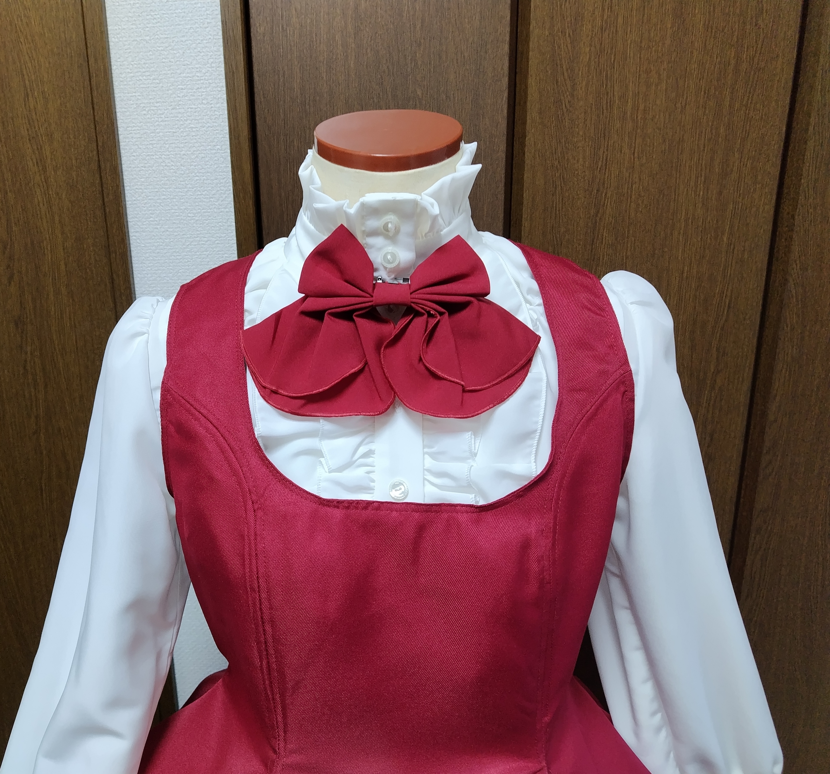 リボンブローチ　エンジ